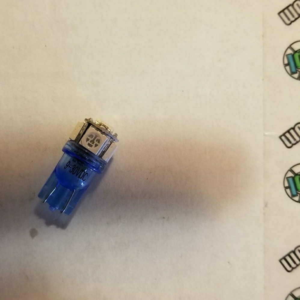 LED bulb in BLUE for Harley